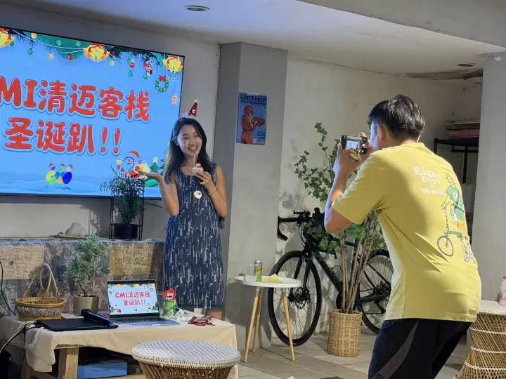 CMI 社区过往照片 115，横向画面