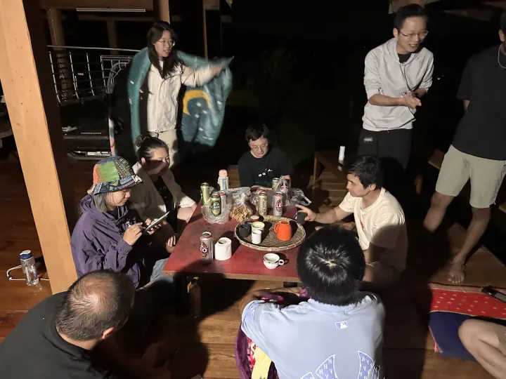 CMI 社区过往照片 121，横向画面