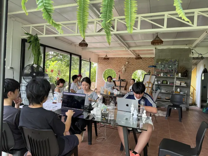 CMI 社区过往照片 188，横向画面