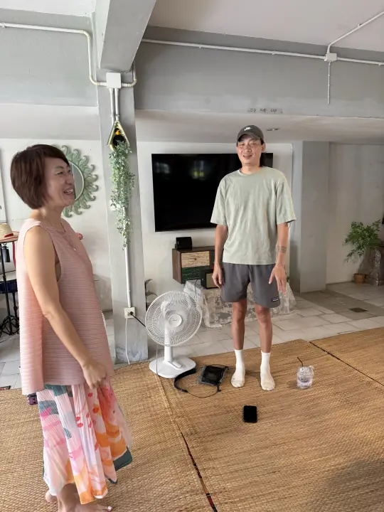 CMI 社区过往照片 252，纵向画面