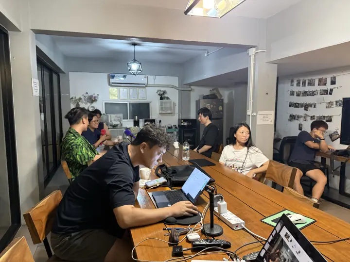 CMI 社区过往照片 322，横向画面