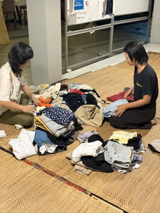 CMI 社区过往照片 335，纵向画面