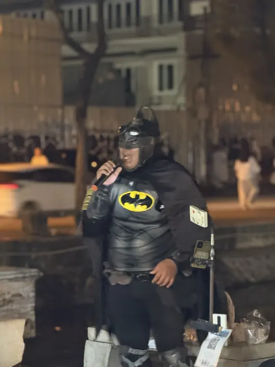 CMI 社区过往照片 390，纵向画面