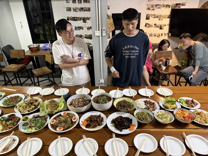 CMI 社区过往照片 391，横向画面