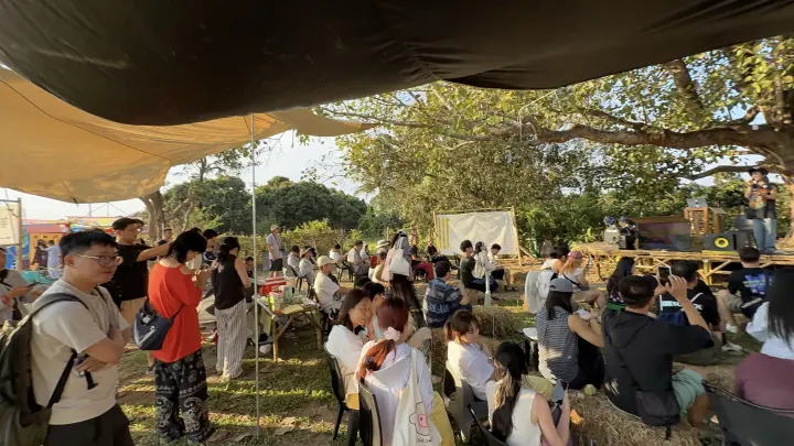 CMI 社区过往照片 443，横向画面