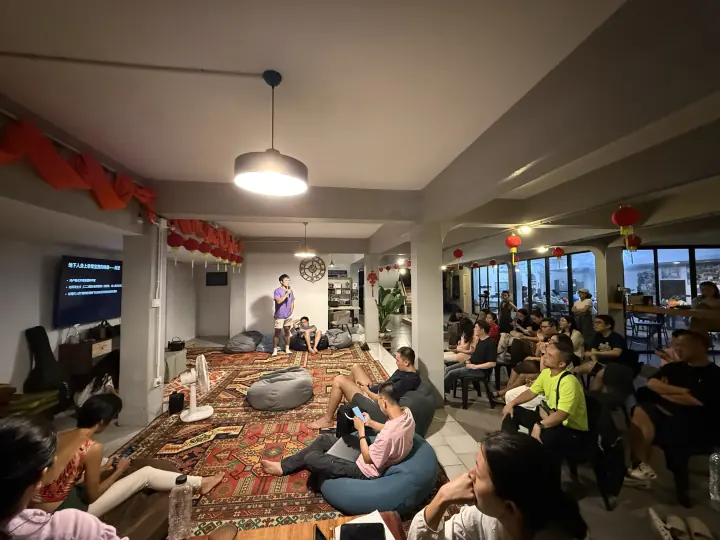 CMI 社区过往照片 492，横向画面